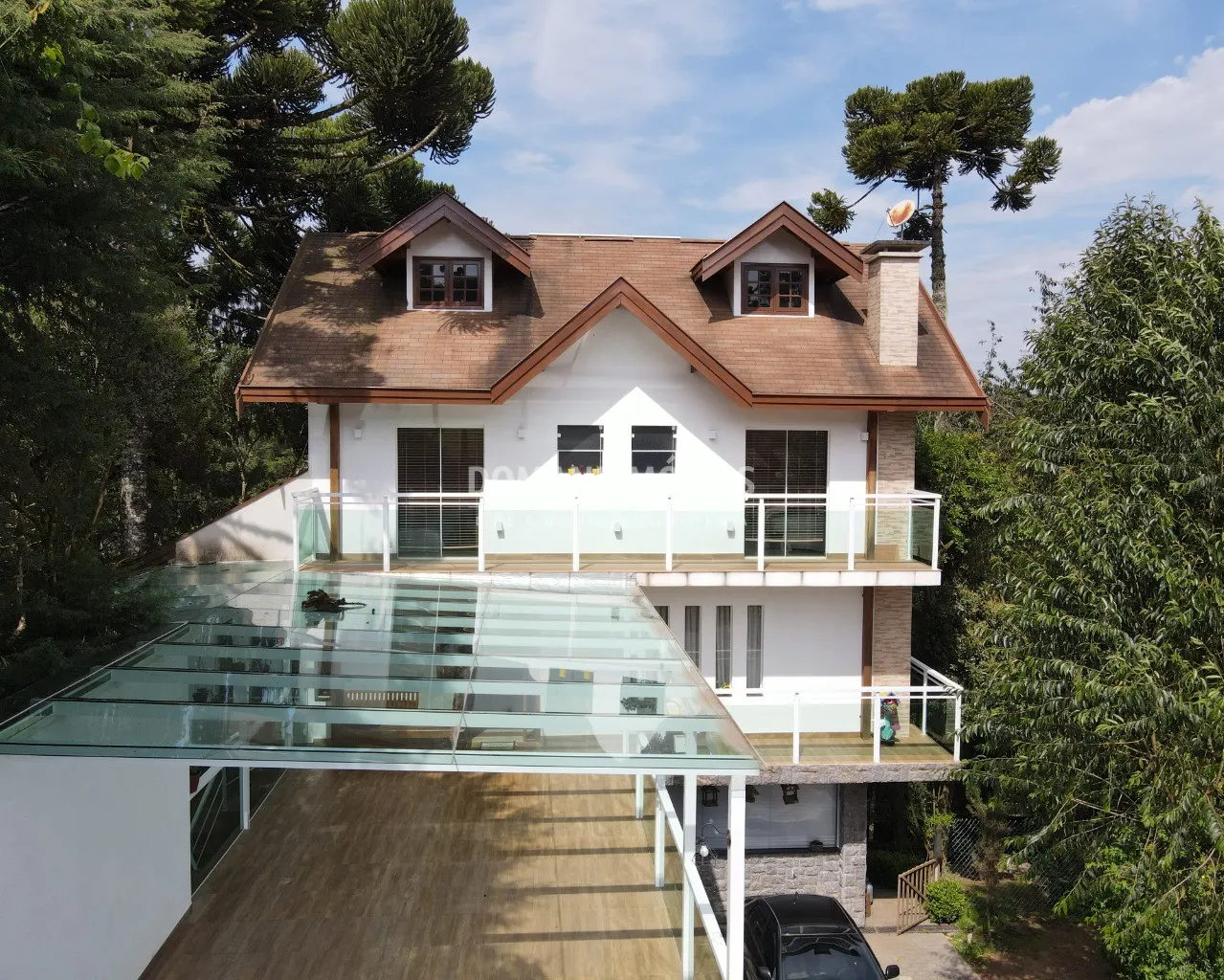 Casa  de 1.080 m² em Campos do Jordão, SP, Brasil