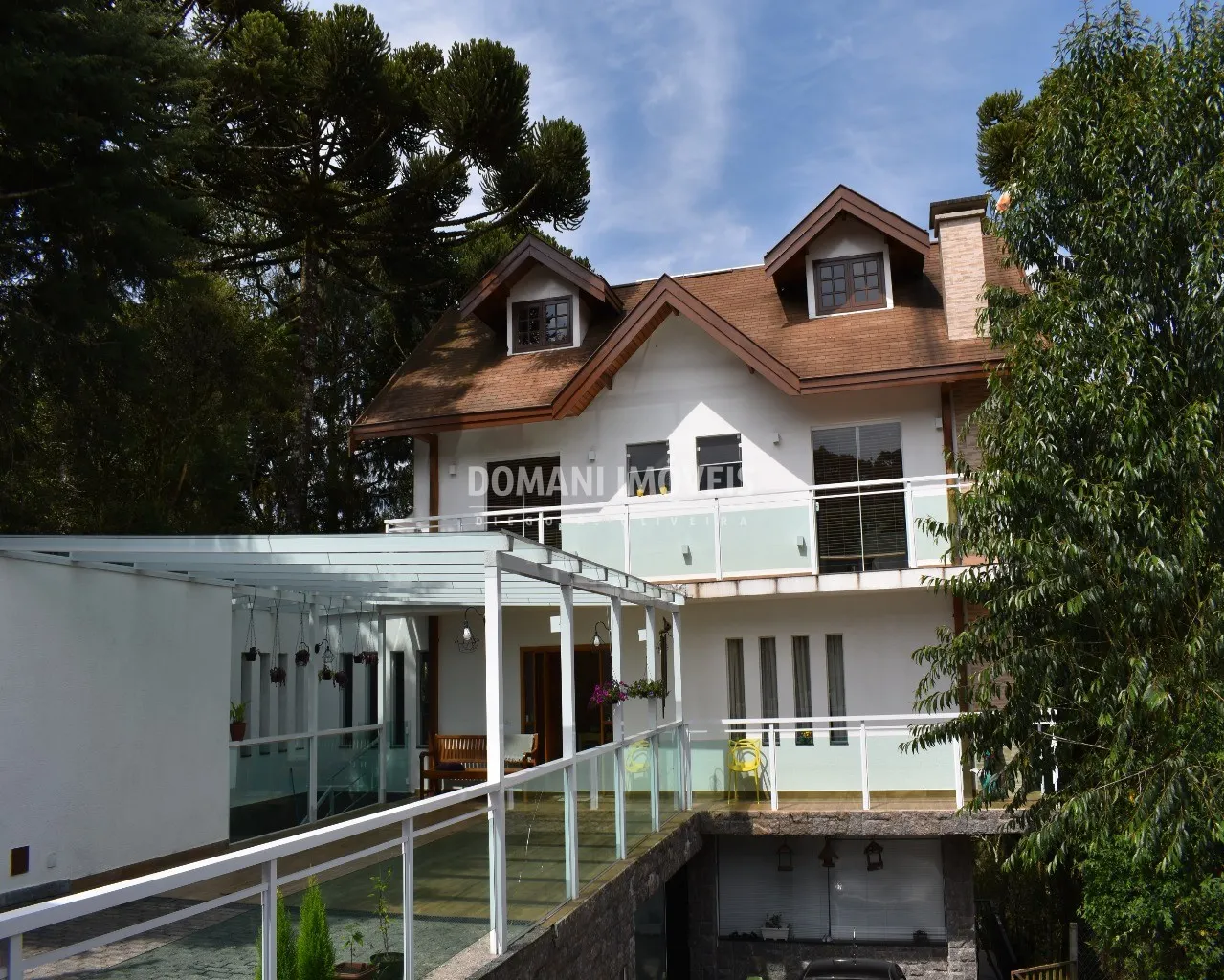 Casa  de 1.080 m² em Campos do Jordão, SP, Brasil
