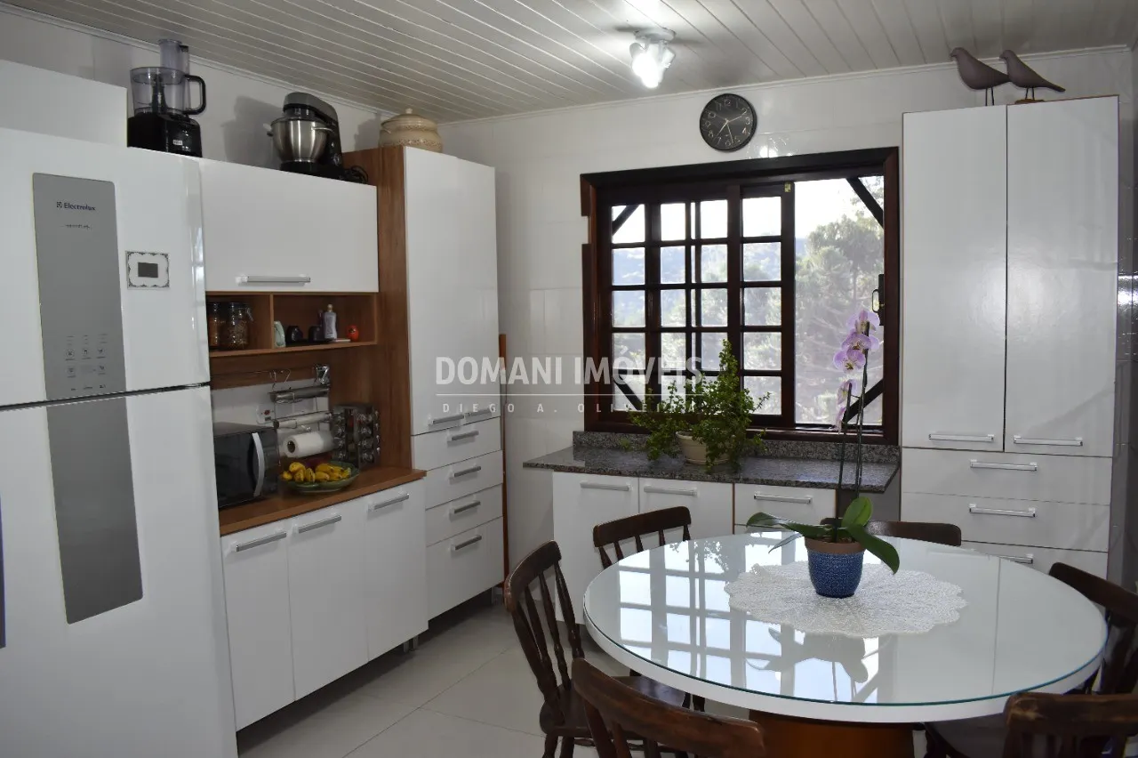 Pousada à venda de 1.050 m² em Campos do Jordão, SP, Brasil