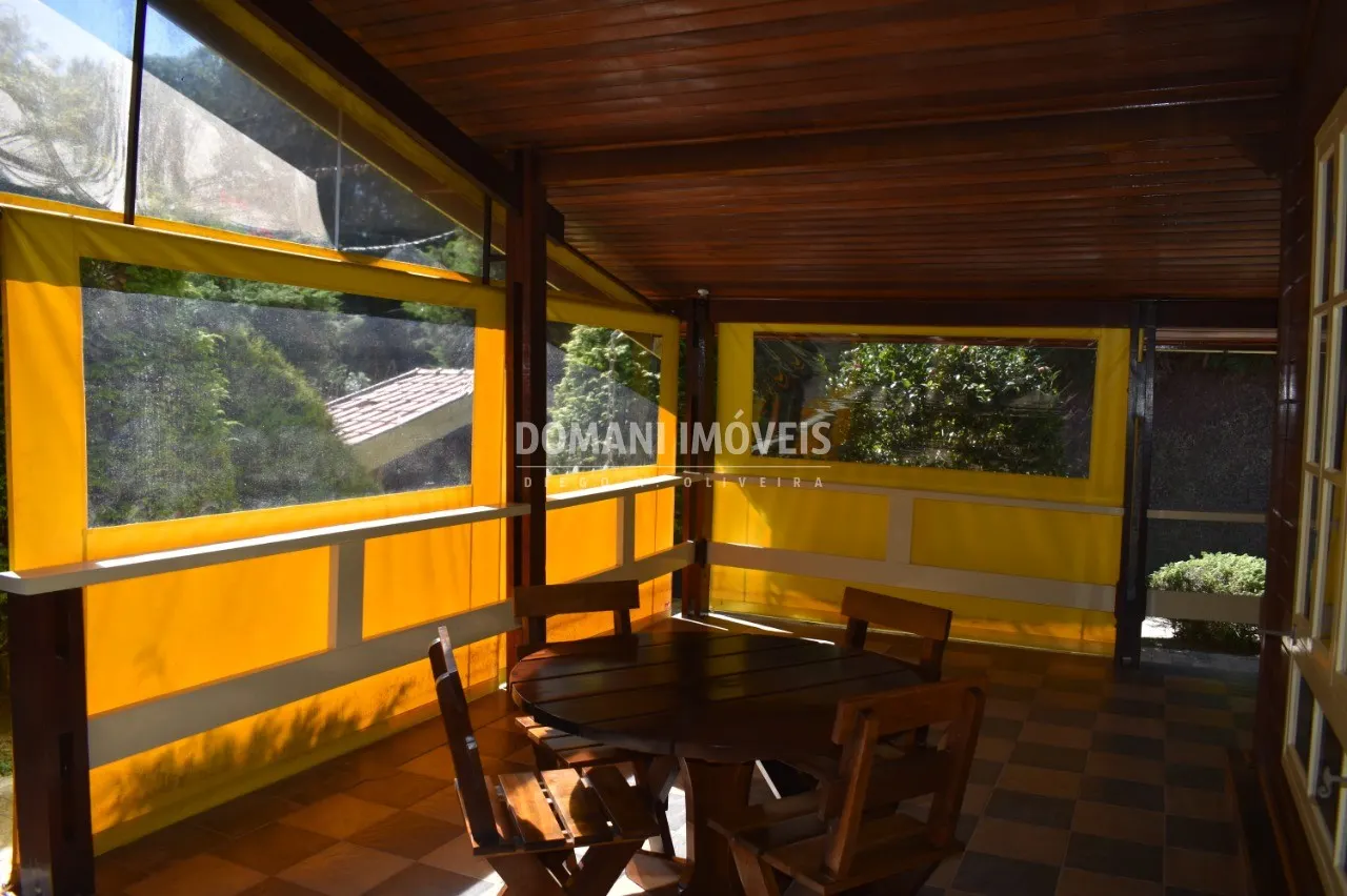 Casa à venda de 1.580 m² em Campos do Jordão, SP, Brasil
