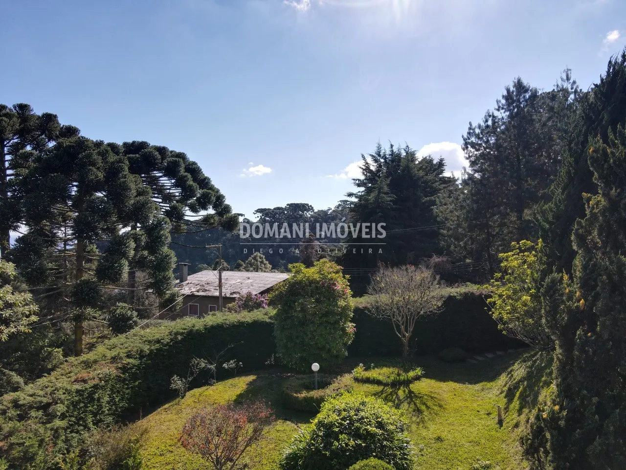 Casa à venda de 1.580 m² em Campos do Jordão, SP, Brasil