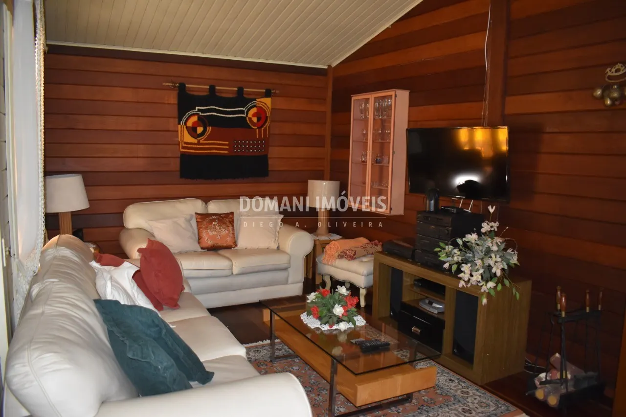 Casa à venda de 1.580 m² em Campos do Jordão, SP, Brasil