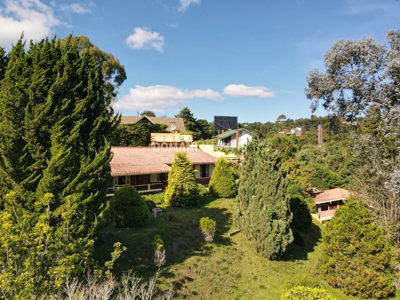 Casa à venda de 1.580 m² em Campos do Jordão, SP, Brasil