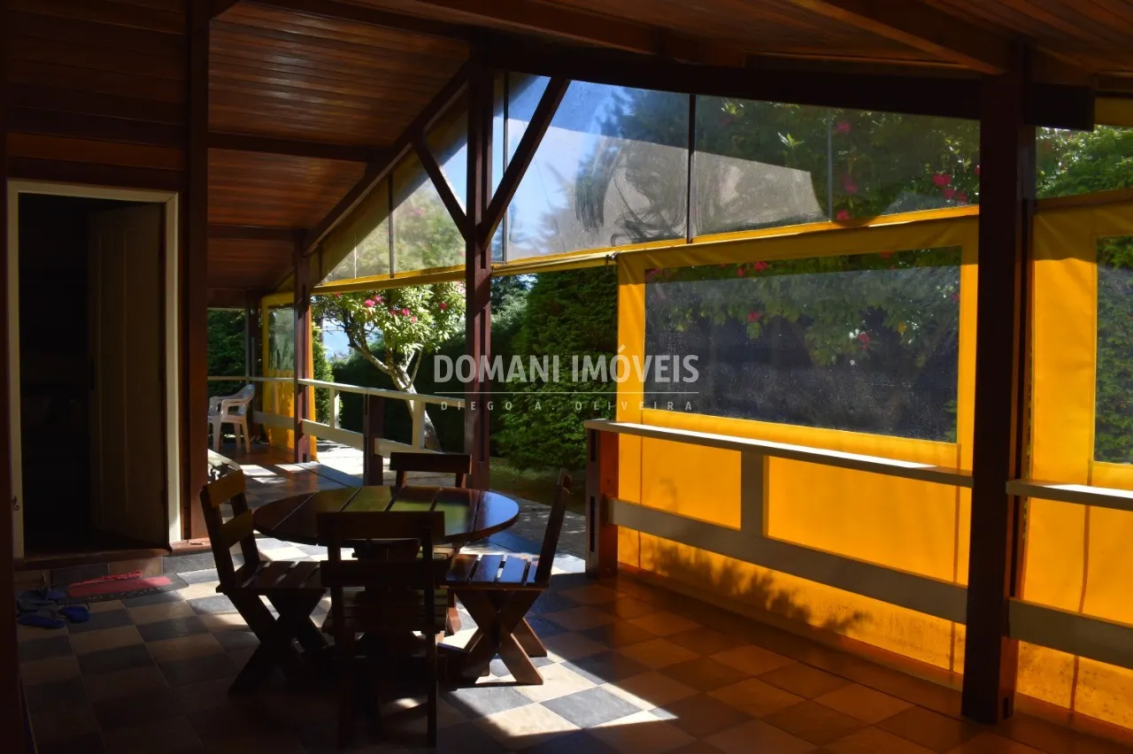 Casa à venda de 1.580 m² em Campos do Jordão, SP, Brasil
