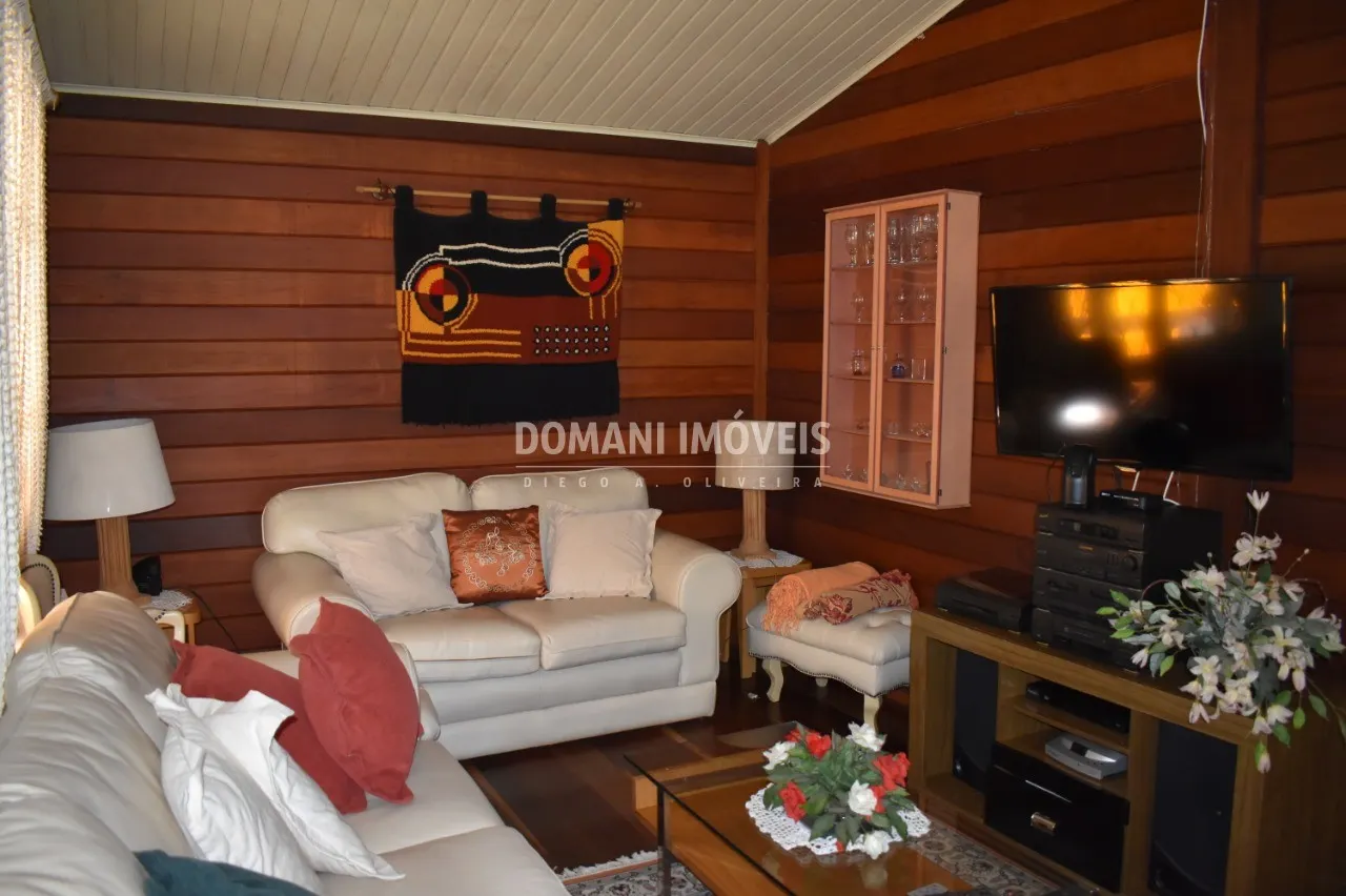 Casa à venda de 1.580 m² em Campos do Jordão, SP, Brasil