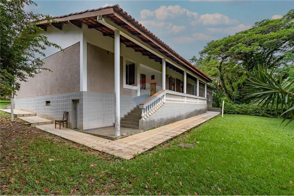 Country home for sale of 2 acres in Valinhos, SP, Brazil