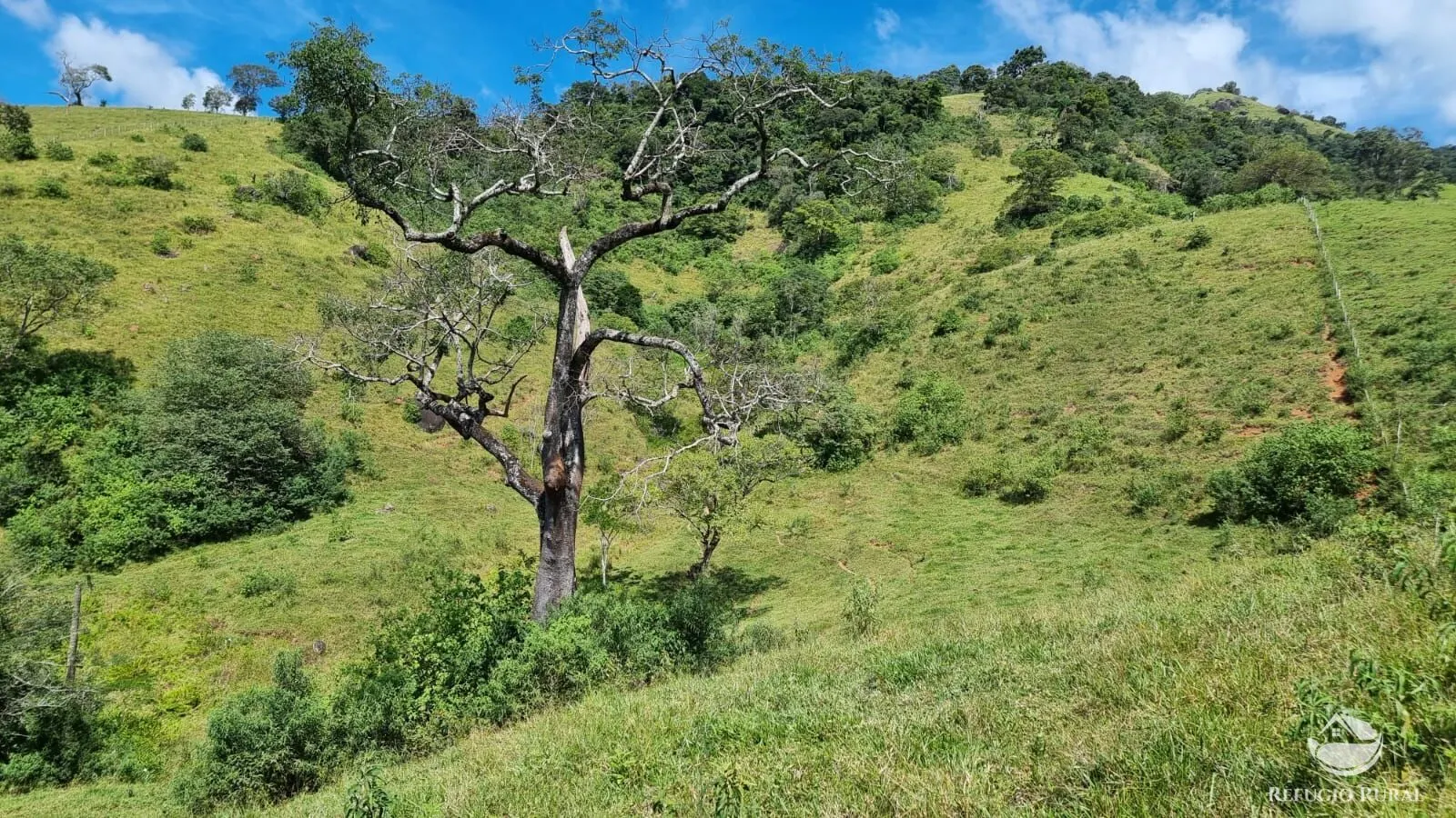Plot for sale of 12 acres in Sapucaí-Mirim, MG, Brazil