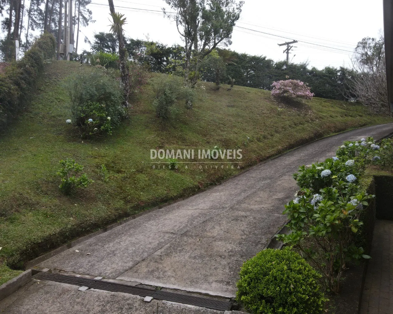 Casa à venda de 1.120 m² em Campos do Jordão, SP, Brasil
