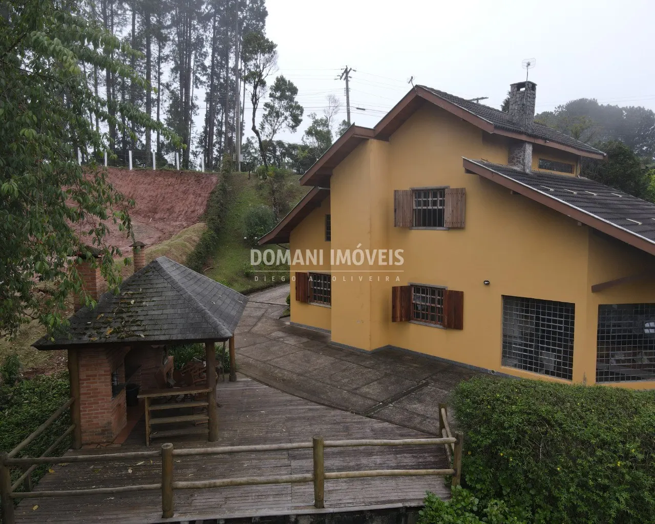 Casa à venda de 1.120 m² em Campos do Jordão, SP, Brasil