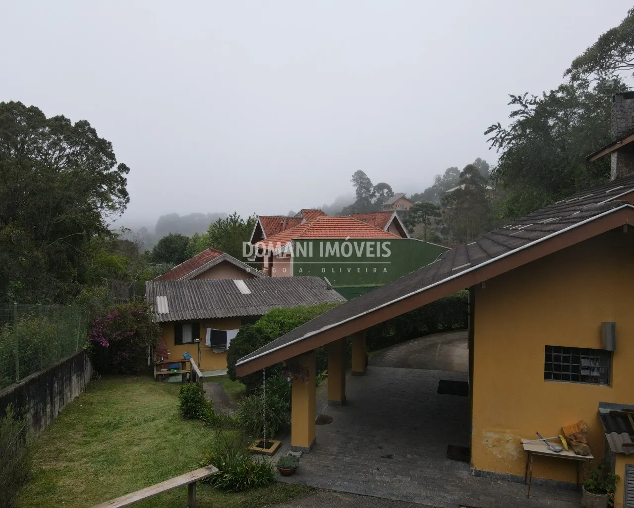Casa à venda de 1.120 m² em Campos do Jordão, SP, Brasil