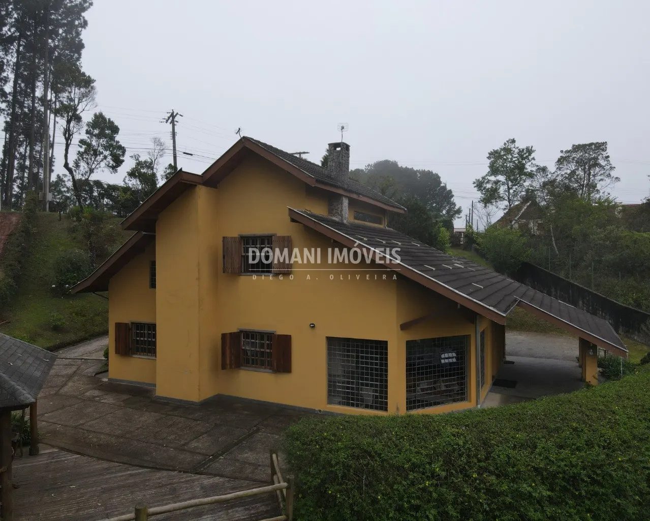 Casa à venda de 1.120 m² em Campos do Jordão, SP, Brasil