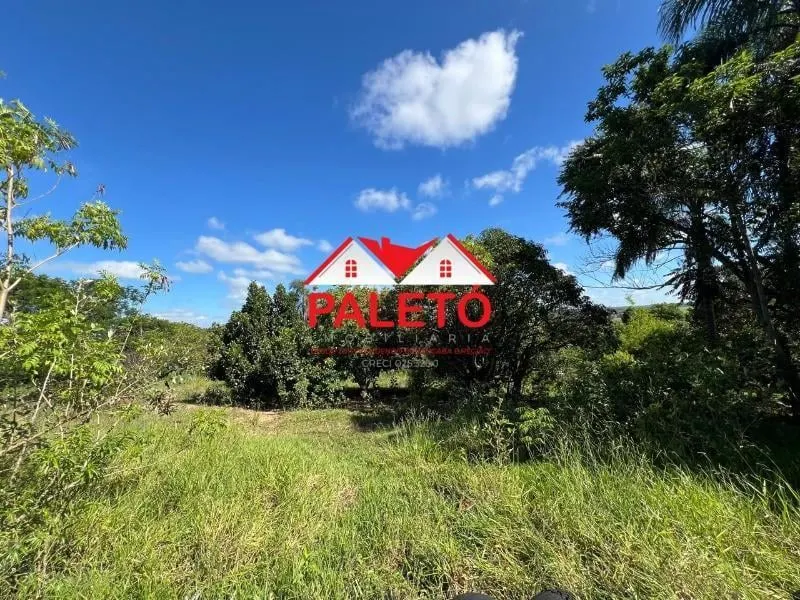 Chácara à venda de 1 ha em Bofete, SP, Brasil