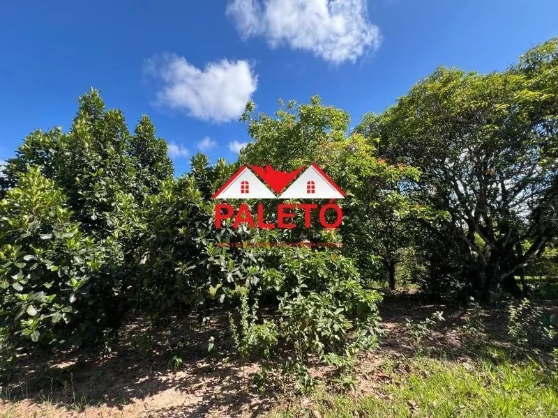 Chácara à venda de 1 ha em Bofete, SP, Brasil