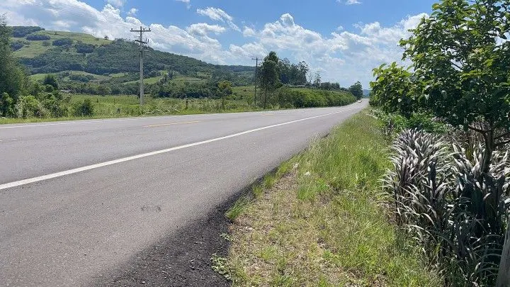 Terreno à venda de 550 m² em Santo Antônio da Patrulha, RS, Brasil