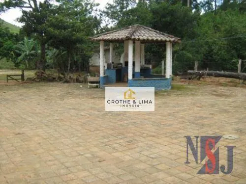 Sítio à venda de 5 ha em Caçapava, SP, Brasil