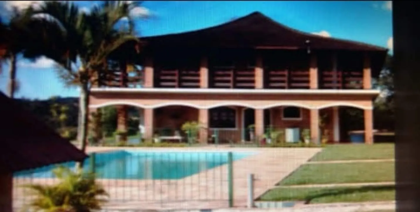Chácara à venda de 6.000 m² em Atibaia, SP, Brasil