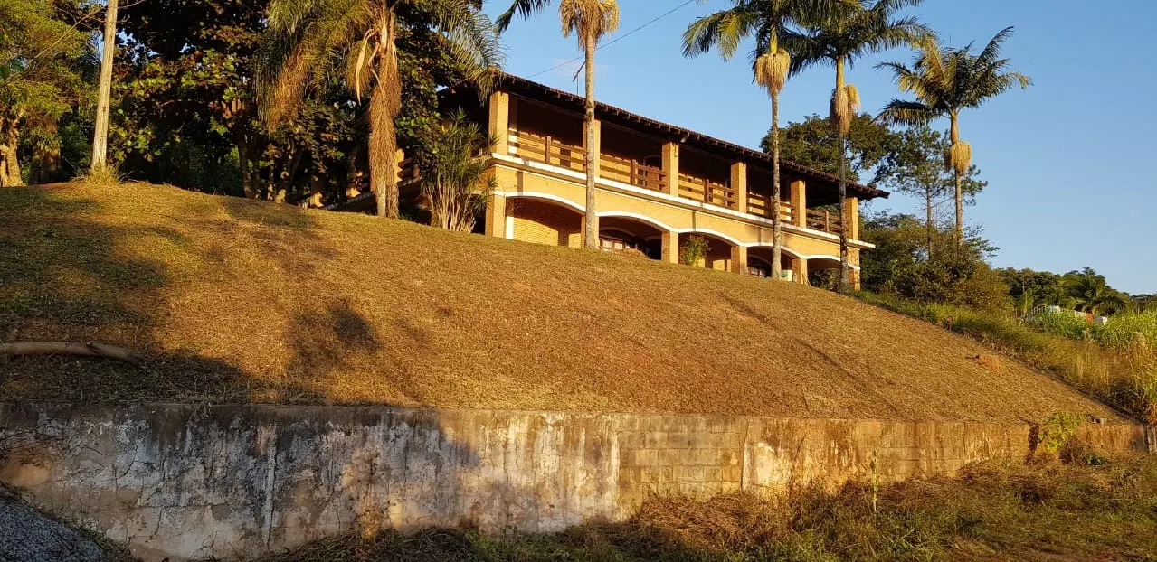 Chácara à venda de 6.000 m² em Atibaia, SP, Brasil