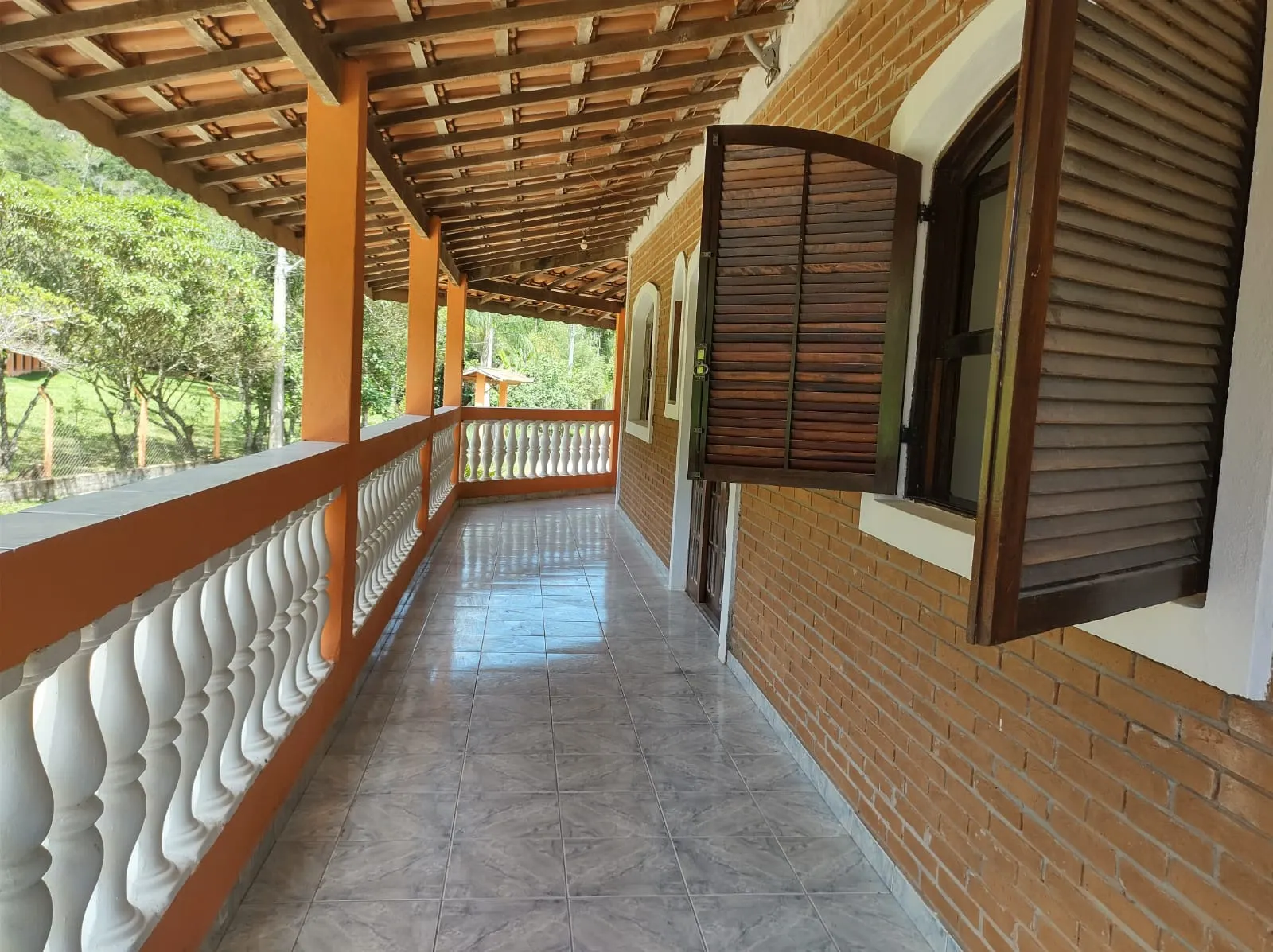 Country home for sale of 1,200 m² in São José dos Campos, SP, Brazil