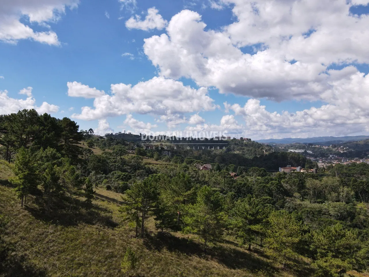 Plot for sale of 1,400 m² in Campos do Jordão, SP, Brazil