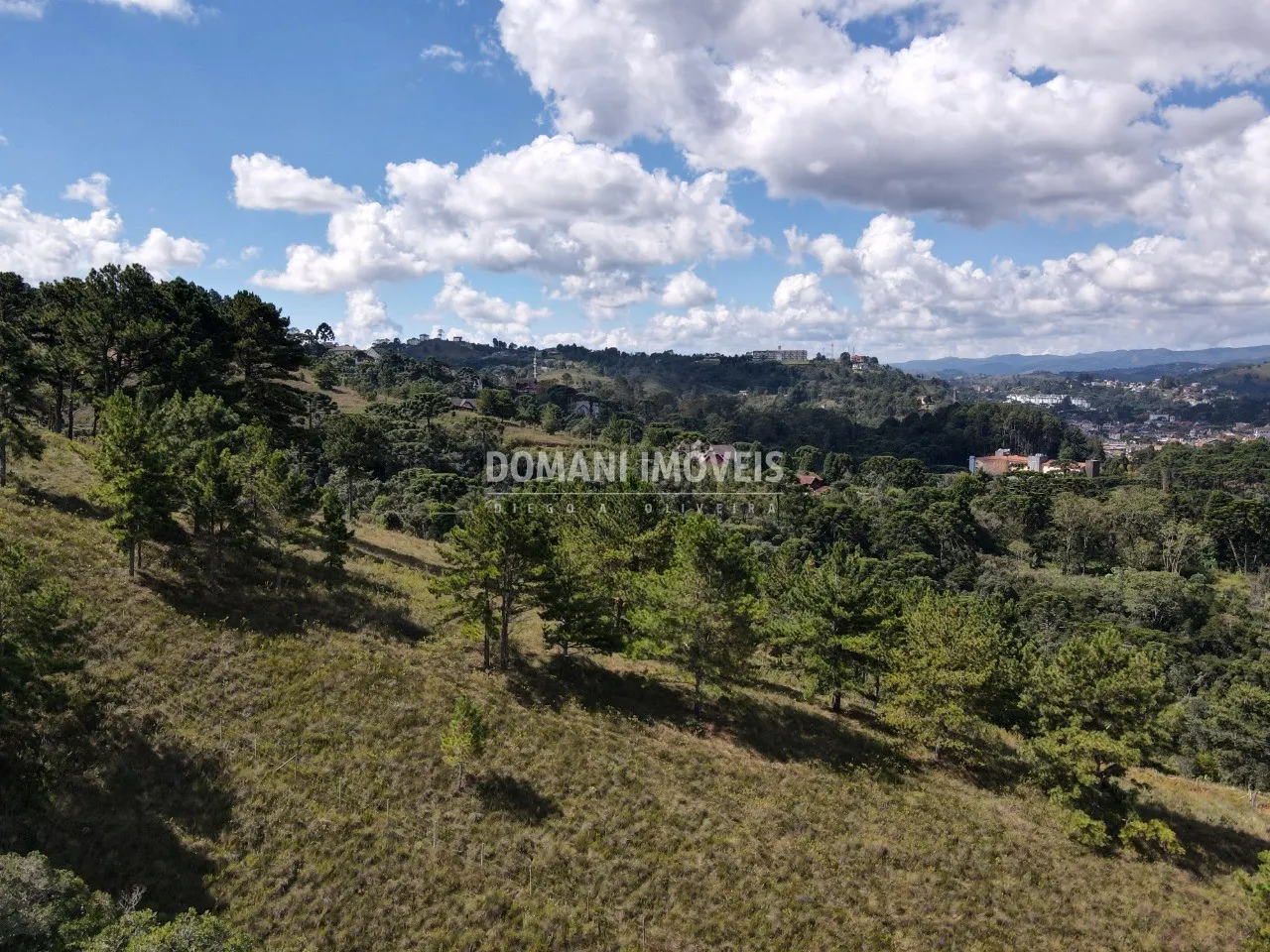 Plot for sale of 1,400 m² in Campos do Jordão, SP, Brazil