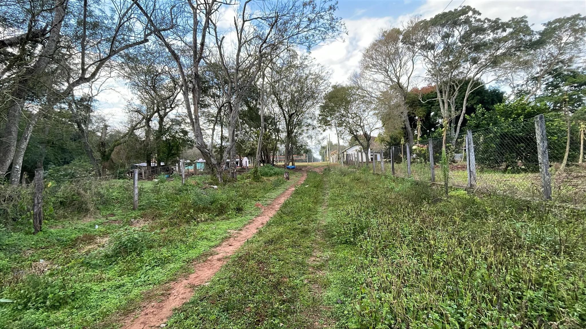 Fazenda à venda de 2 ha em Eusebio Ayala, Paraguai