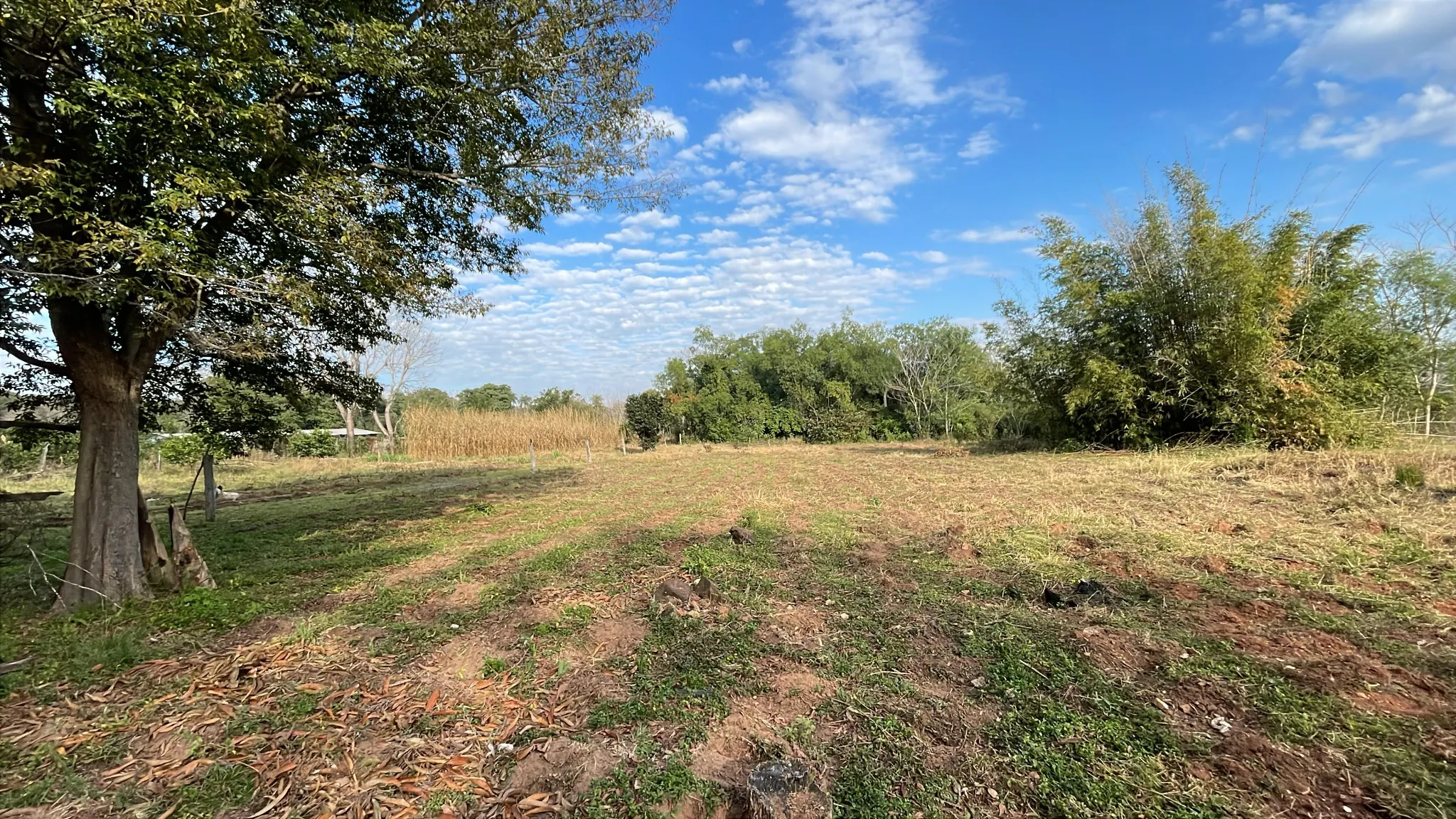 Fazenda à venda de 2 ha em Eusebio Ayala, Paraguai