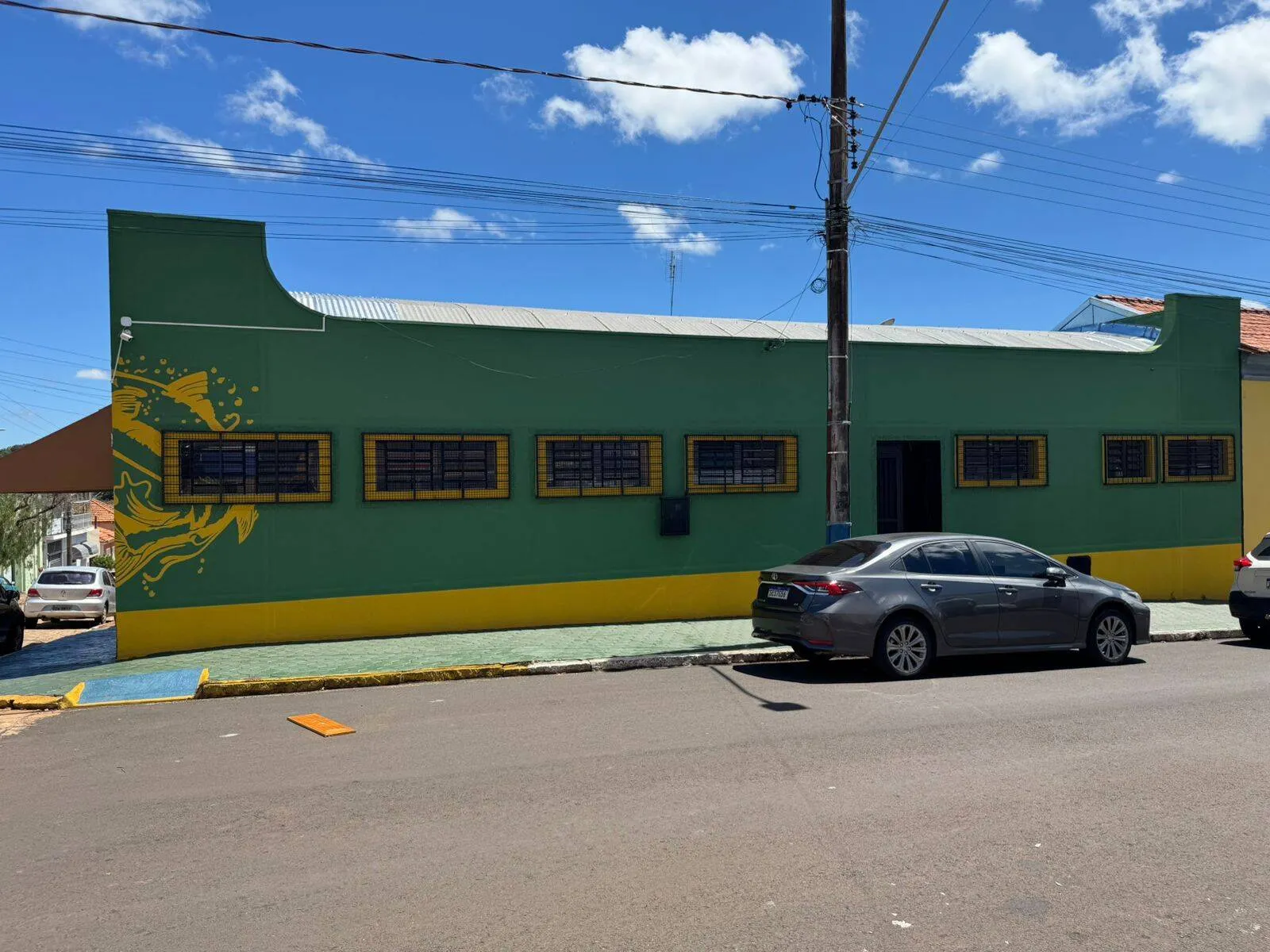 Comercial à venda de 172 m² em Piraju, SP, Brasil