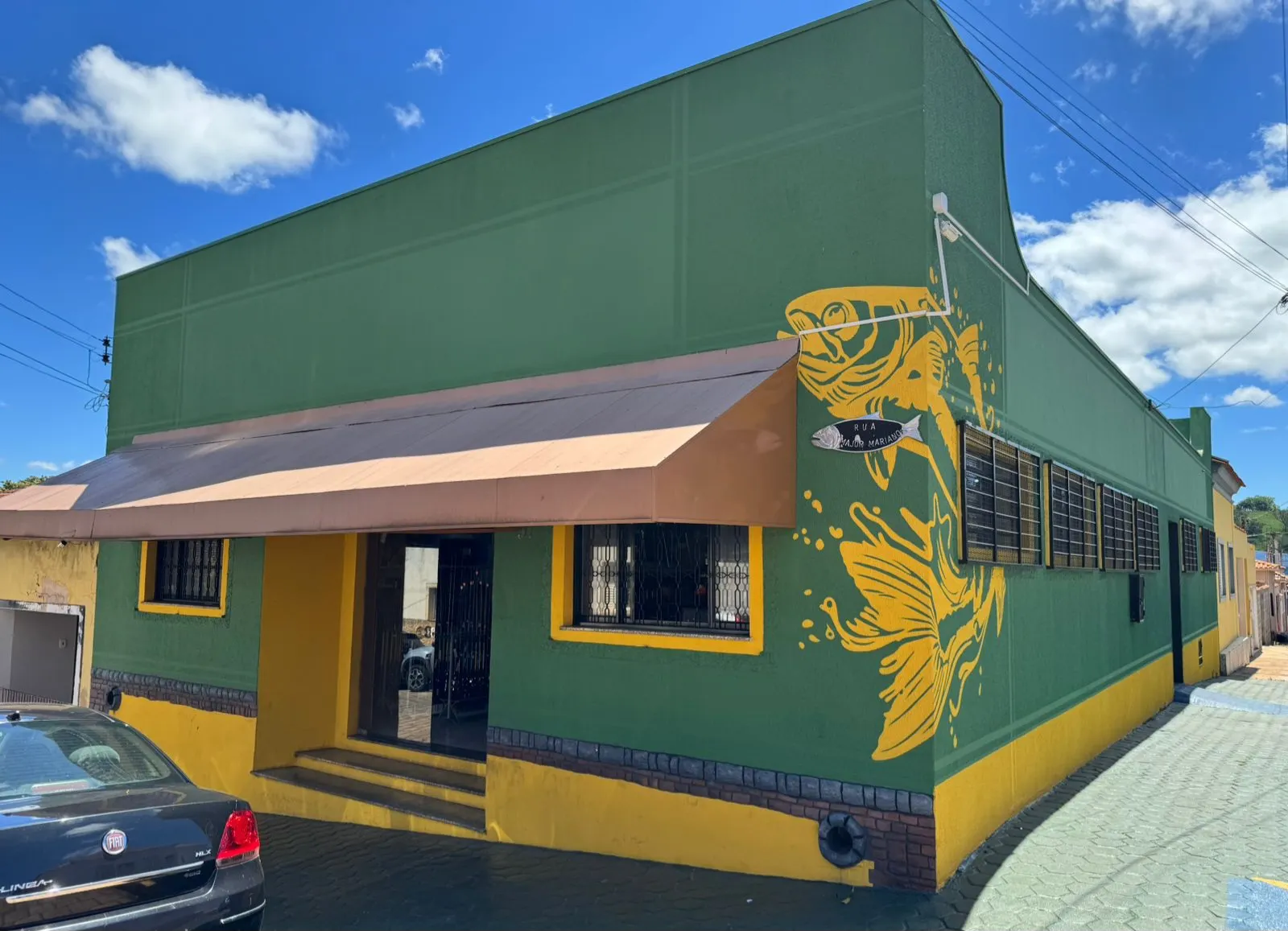 Comercial à venda de 172 m² em Piraju, SP, Brasil