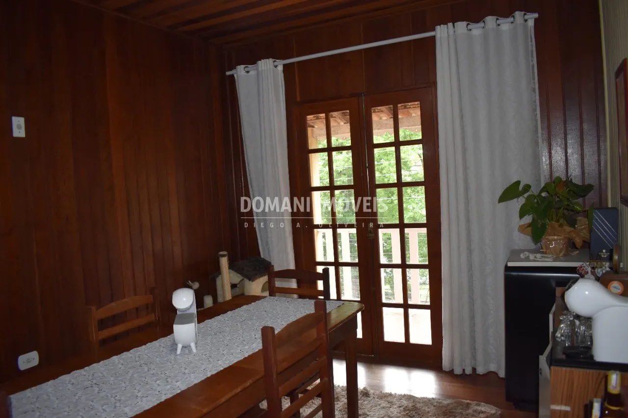 Casa à venda de 135 m² em Campos do Jordão, SP, Brasil