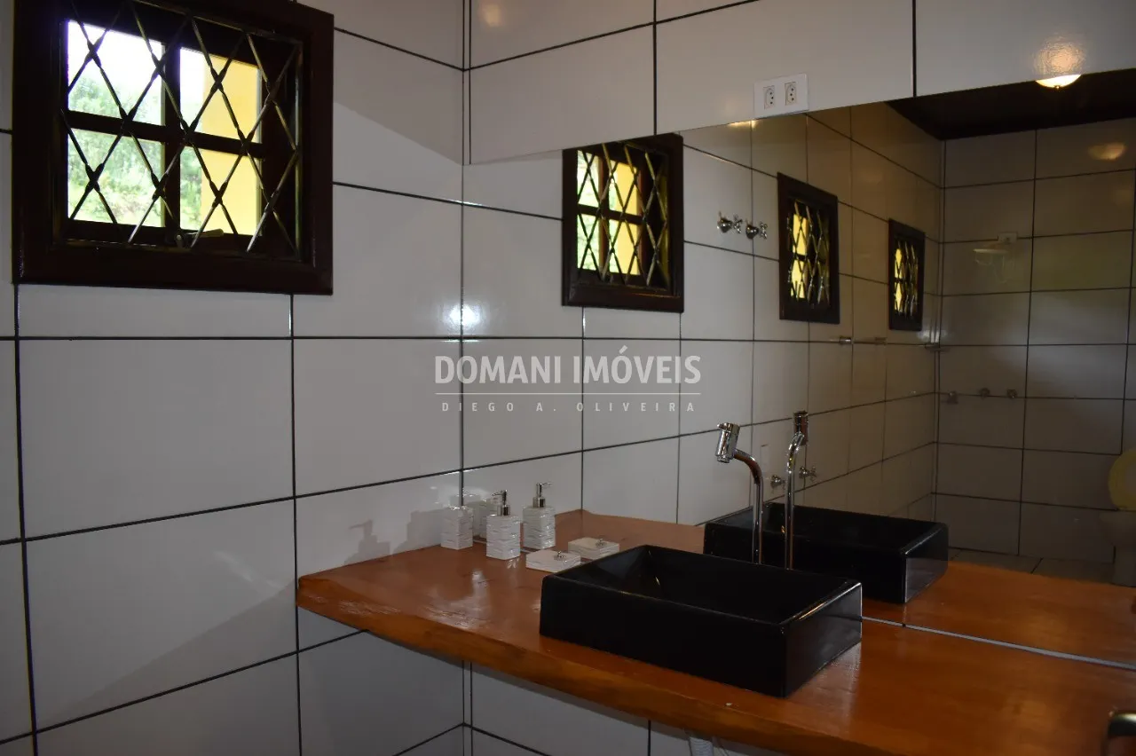 Casa à venda de 1.500 m² em Campos do Jordão, SP, Brasil