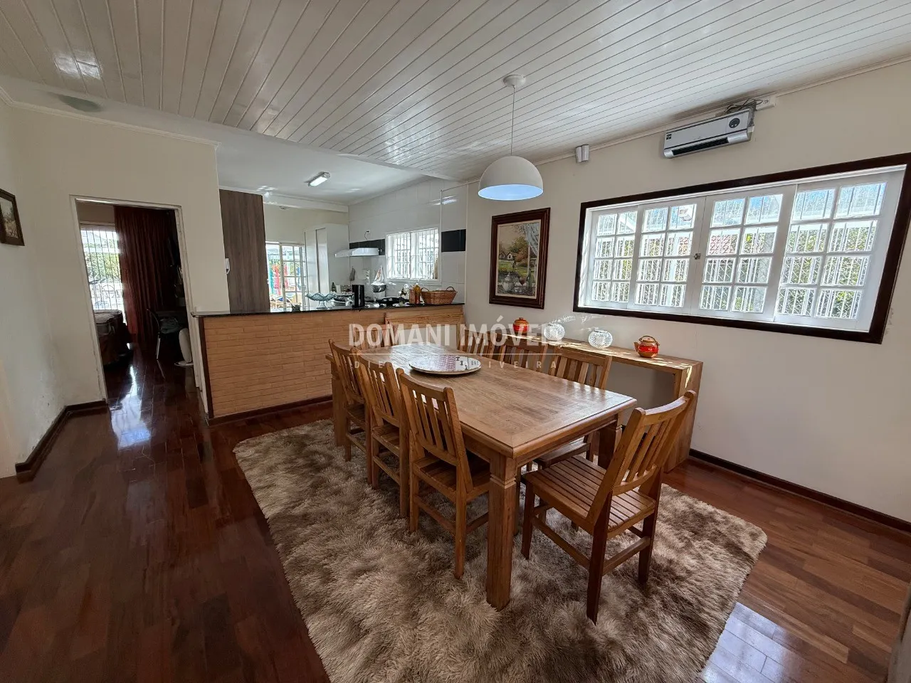 Casa à venda de 1.125 m² em Campos do Jordão, SP, Brasil