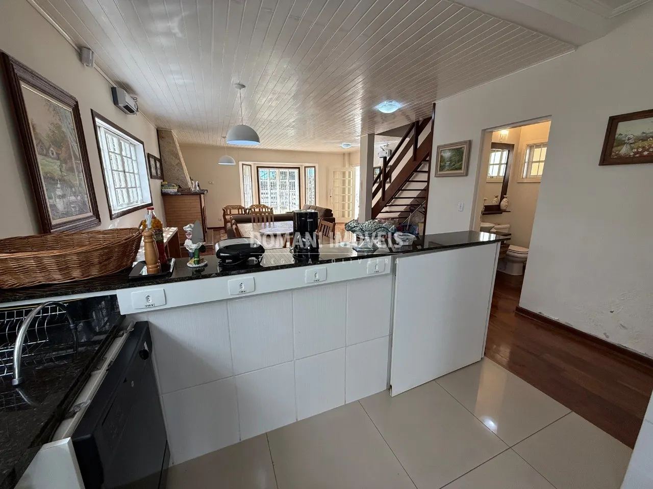 Casa à venda de 1.125 m² em Campos do Jordão, SP, Brasil
