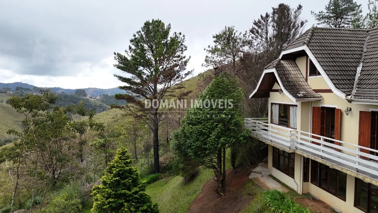 Casa à venda de 1.020 m² em Campos do Jordão, SP, Brasil
