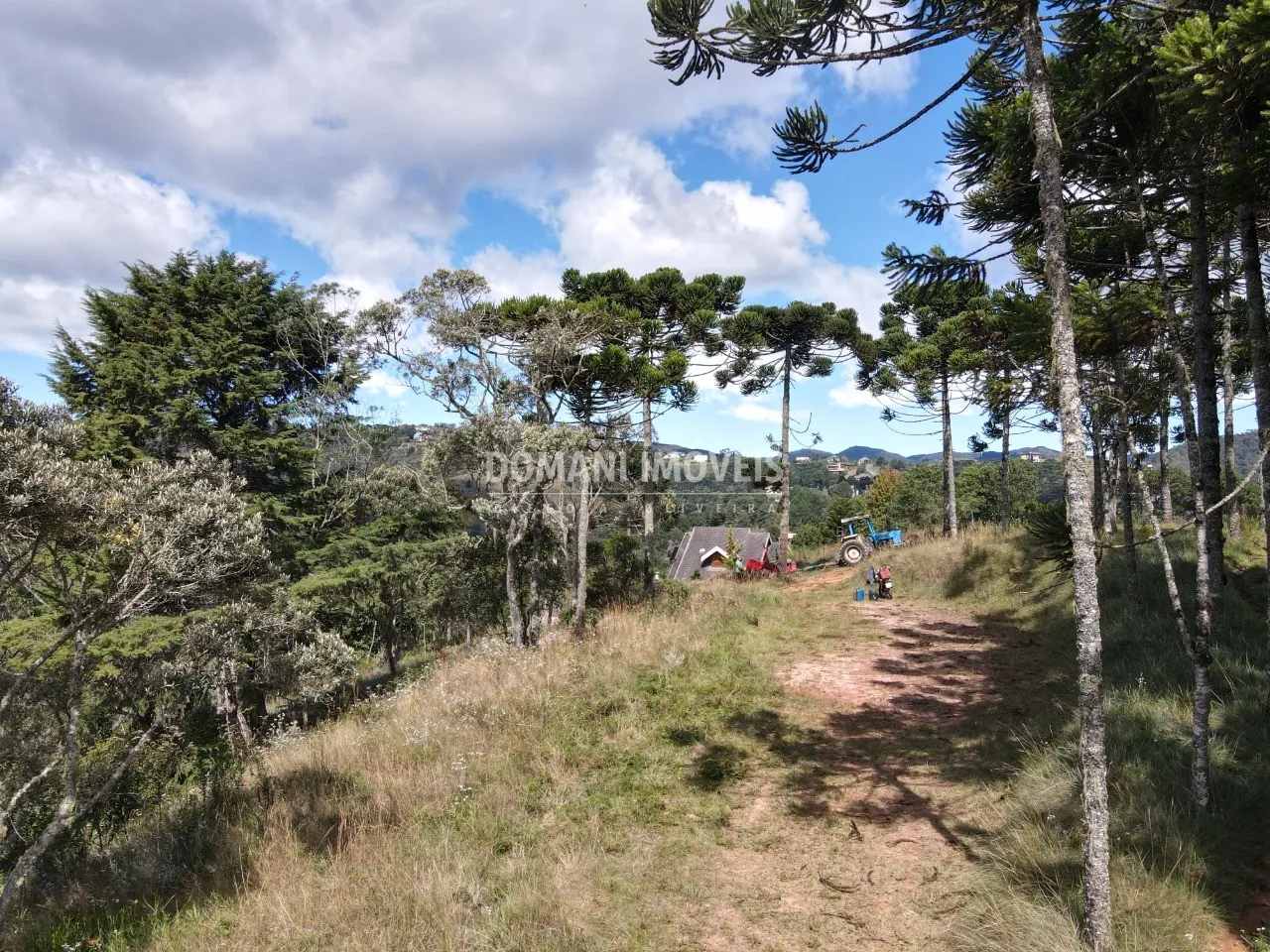 Plot for sale of 2,420 m² in Campos do Jordão, SP, Brazil