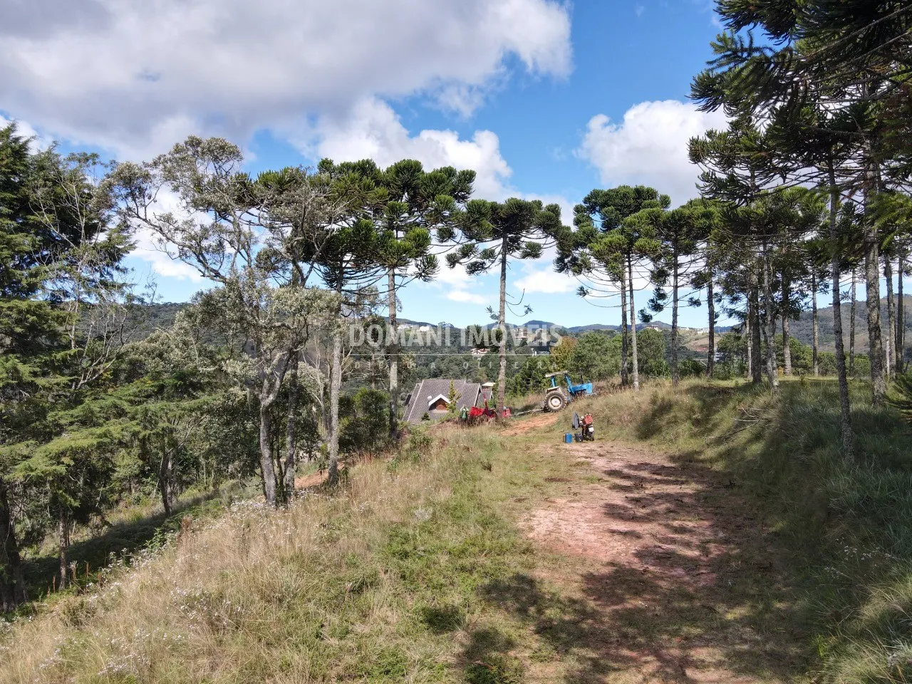 Plot for sale of 2,420 m² in Campos do Jordão, SP, Brazil