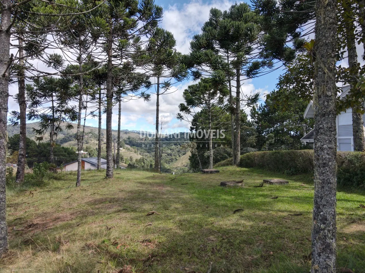 Plot for sale of 2,420 m² in Campos do Jordão, SP, Brazil