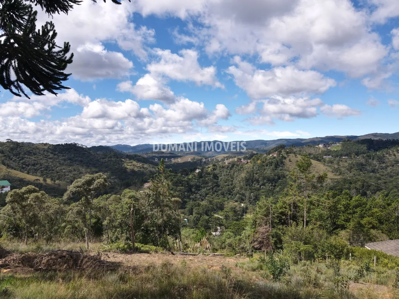Plot for sale of 2,420 m² in Campos do Jordão, SP, Brazil