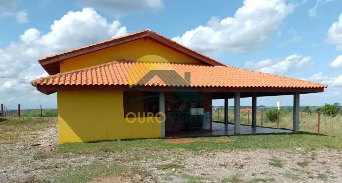 Sítio à venda de 10 ha em Porangaba, SP, Brasil