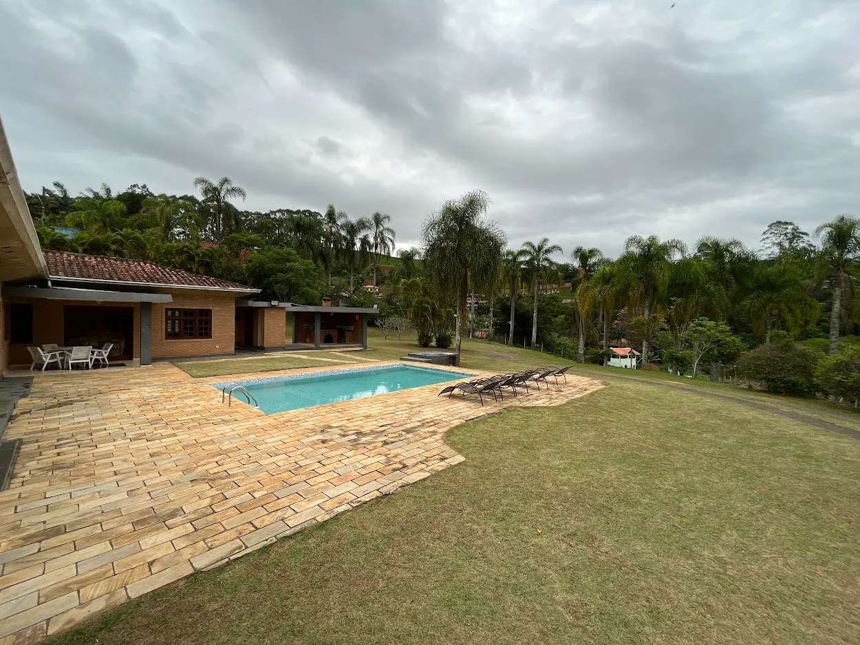 Chácara à venda de 1 ha em São José dos Campos, SP, Brasil