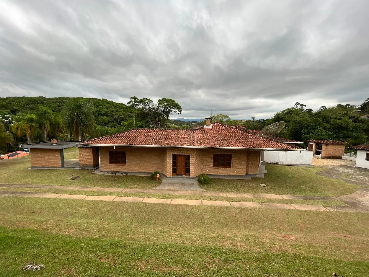 Chácara à venda de 1 ha em São José dos Campos, SP, Brasil