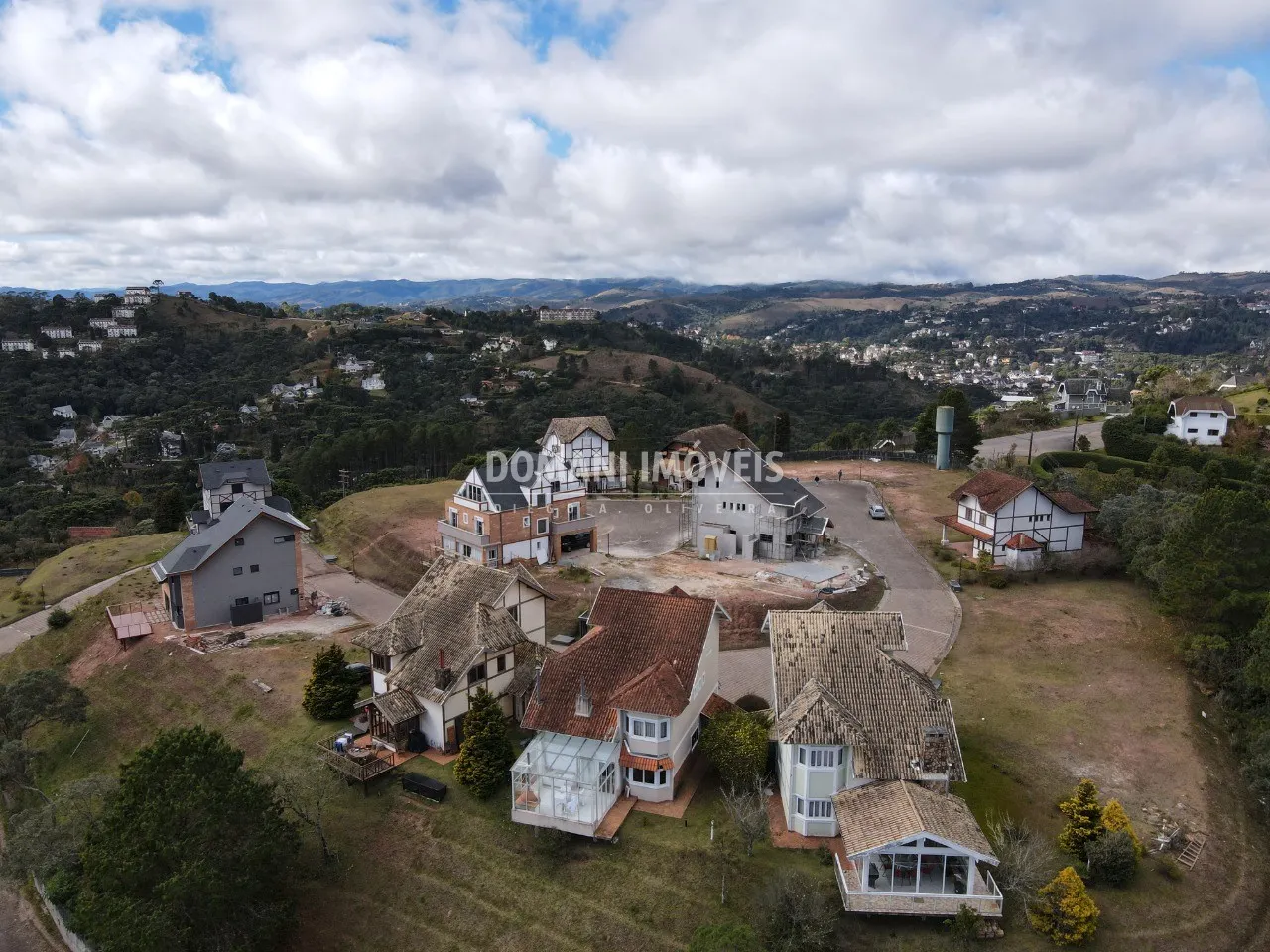Terreno à venda de 350 m² em Campos do Jordão, SP, Brasil