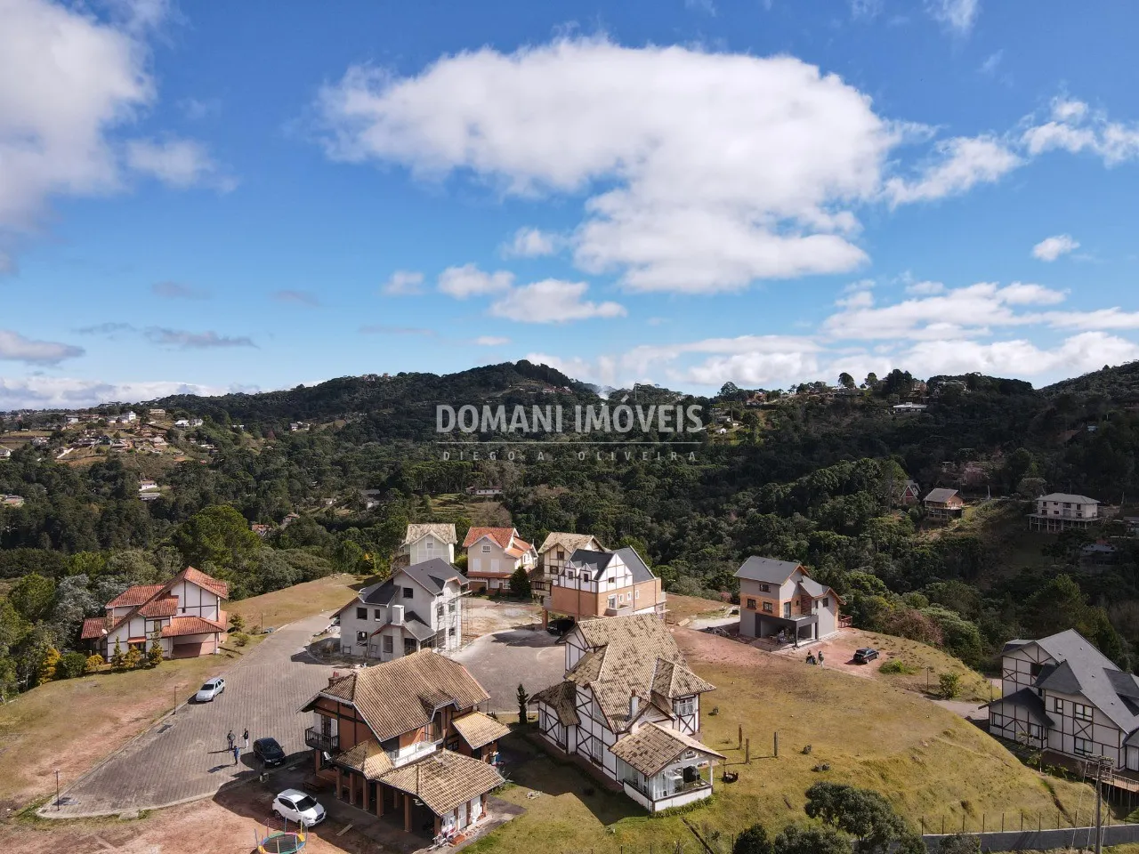 Terreno à venda de 350 m² em Campos do Jordão, SP, Brasil