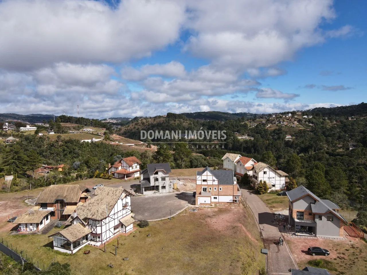 Terreno à venda de 350 m² em Campos do Jordão, SP, Brasil
