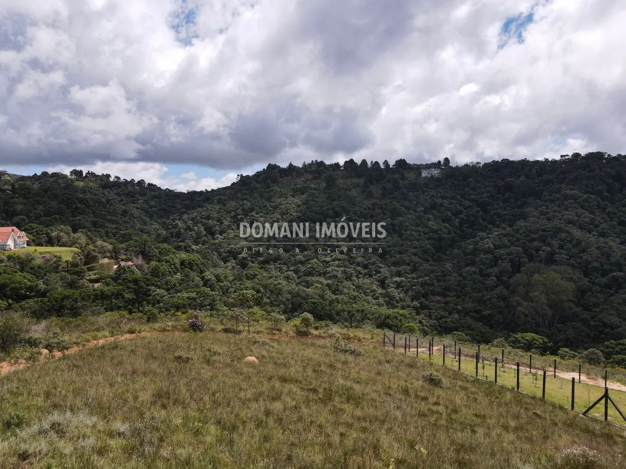 Plot for sale of 1,160 m² in Campos do Jordão, SP, Brazil