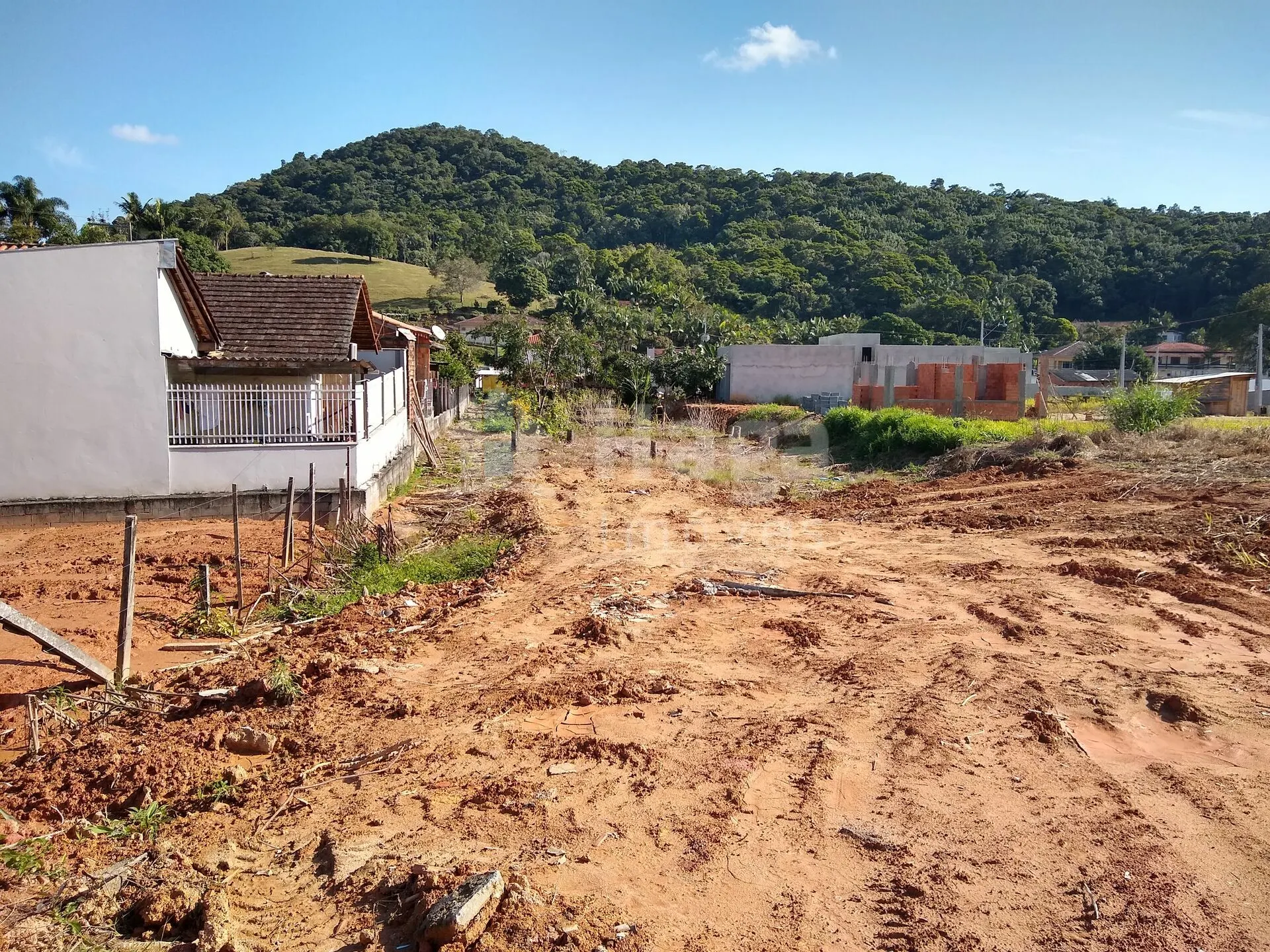 Terreno à venda de 1.477 m² em Gaspar, SC, Brasil