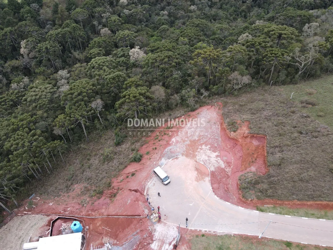 Terreno à venda de 3.200 m² em Campos do Jordão, SP, Brasil