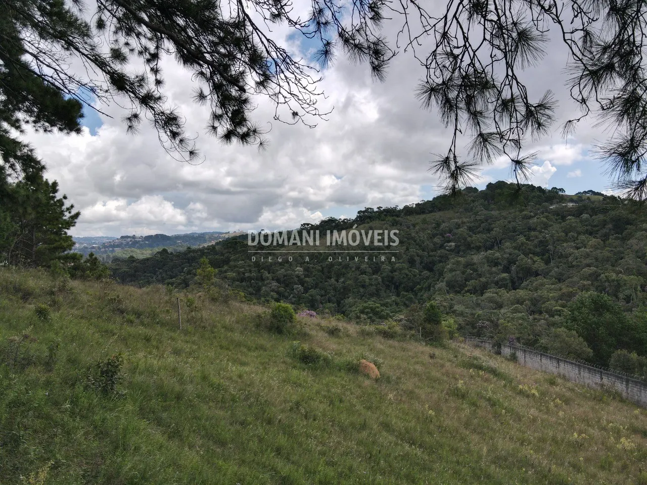 Terreno à venda de 1.340 m² em Campos do Jordão, SP, Brasil