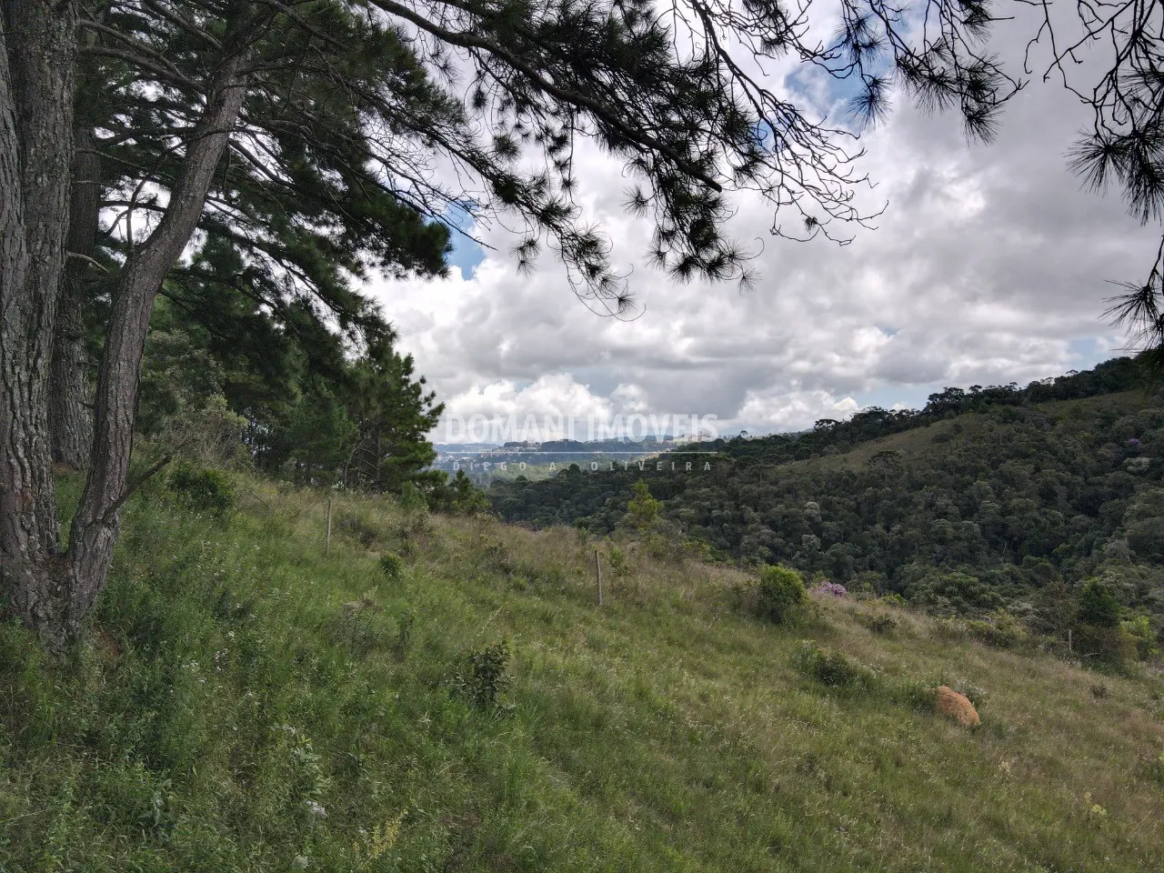 Terreno à venda de 1.340 m² em Campos do Jordão, SP, Brasil