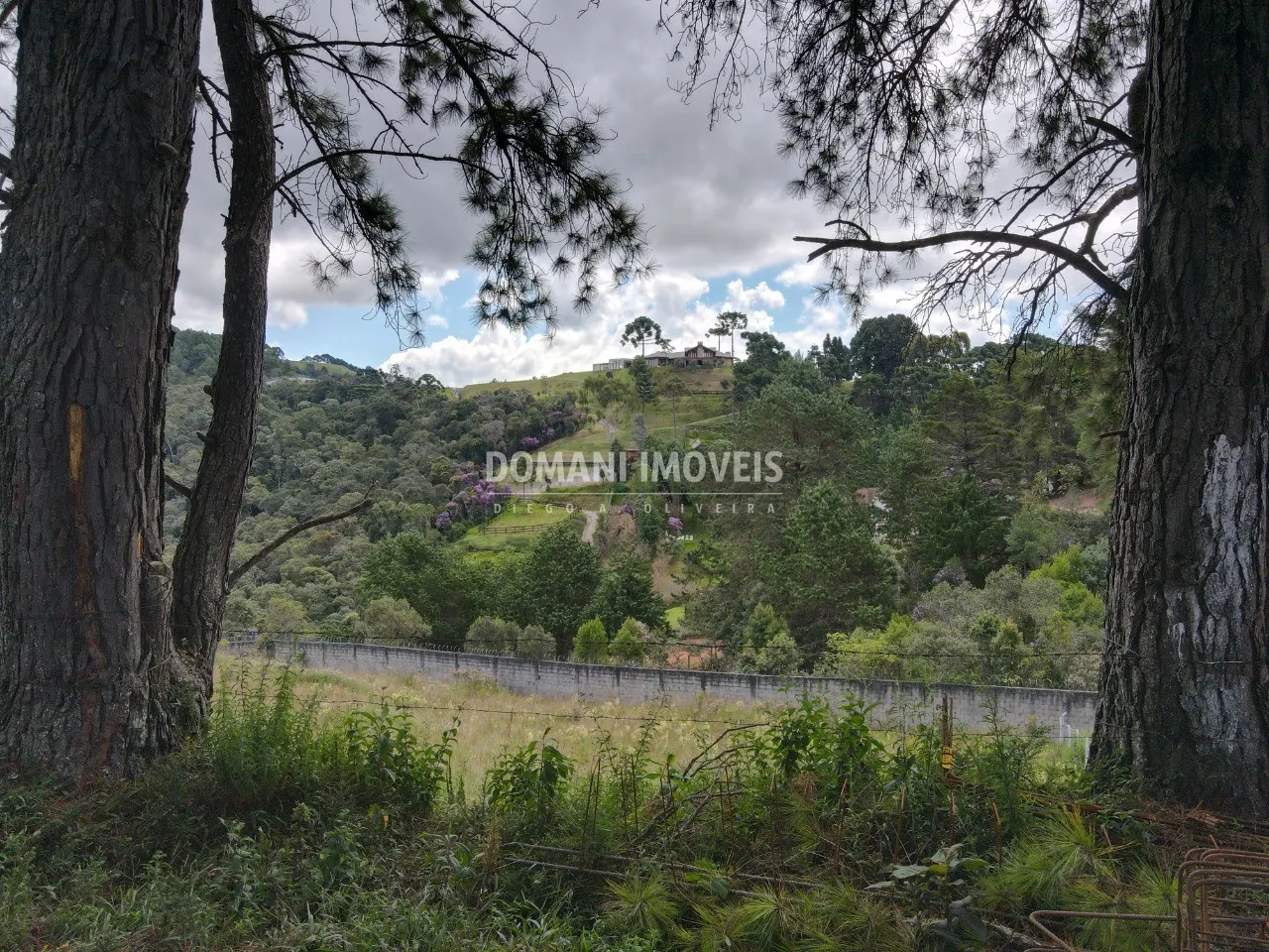 Terreno à venda de 1.340 m² em Campos do Jordão, SP, Brasil