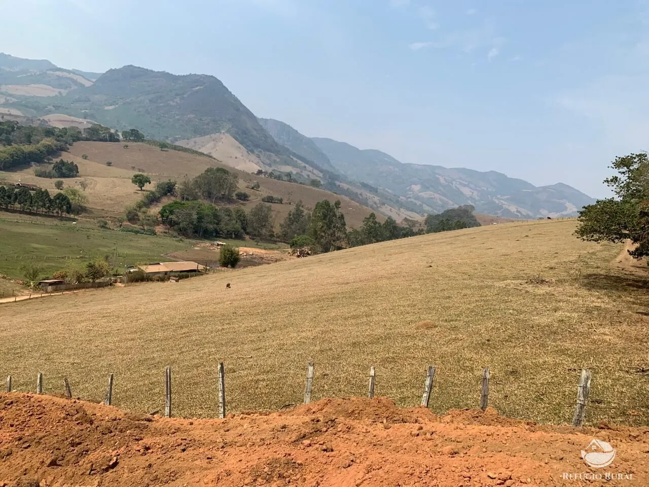 Country home for sale of 1,400 m² in Brazópolis, MG, Brazil